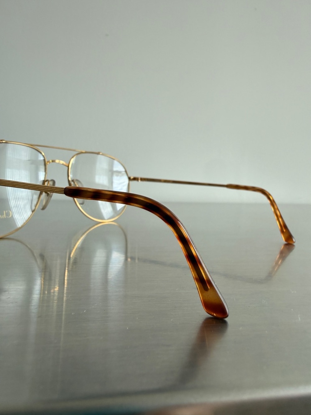 80’s Vintage Dior Gold aviator Glasses with Tortoiseshell Temples - Picture 8 of 14
